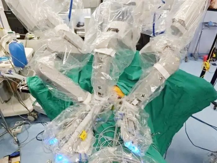 达芬奇手术机器人TPU防护隔离套