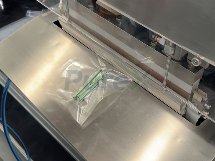 医用抽真空充氮气封口机：如何保证封口效果